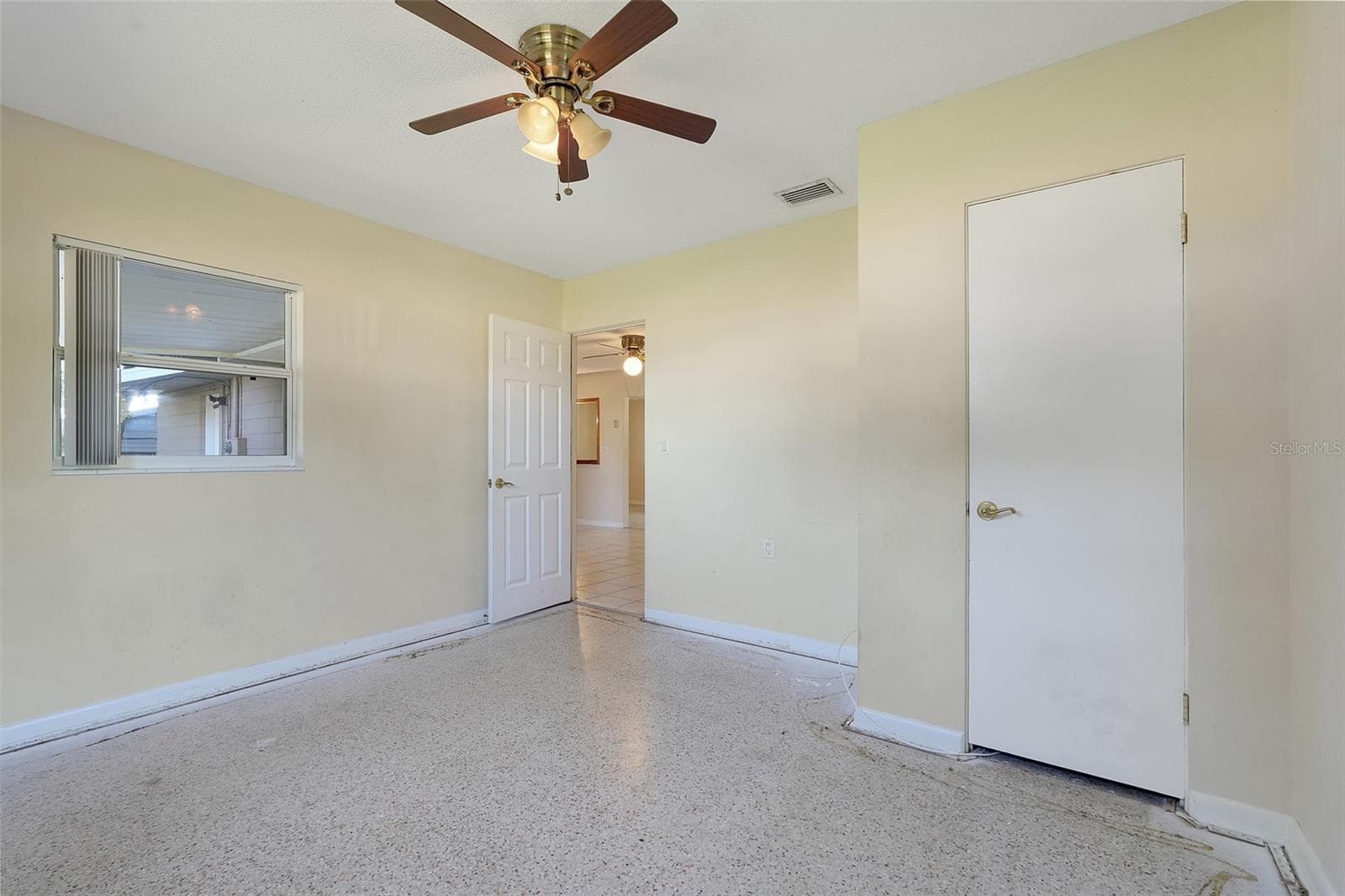 Single Family Residence at 990 LINDEN ST, CLERMONT, photo 16 of 36