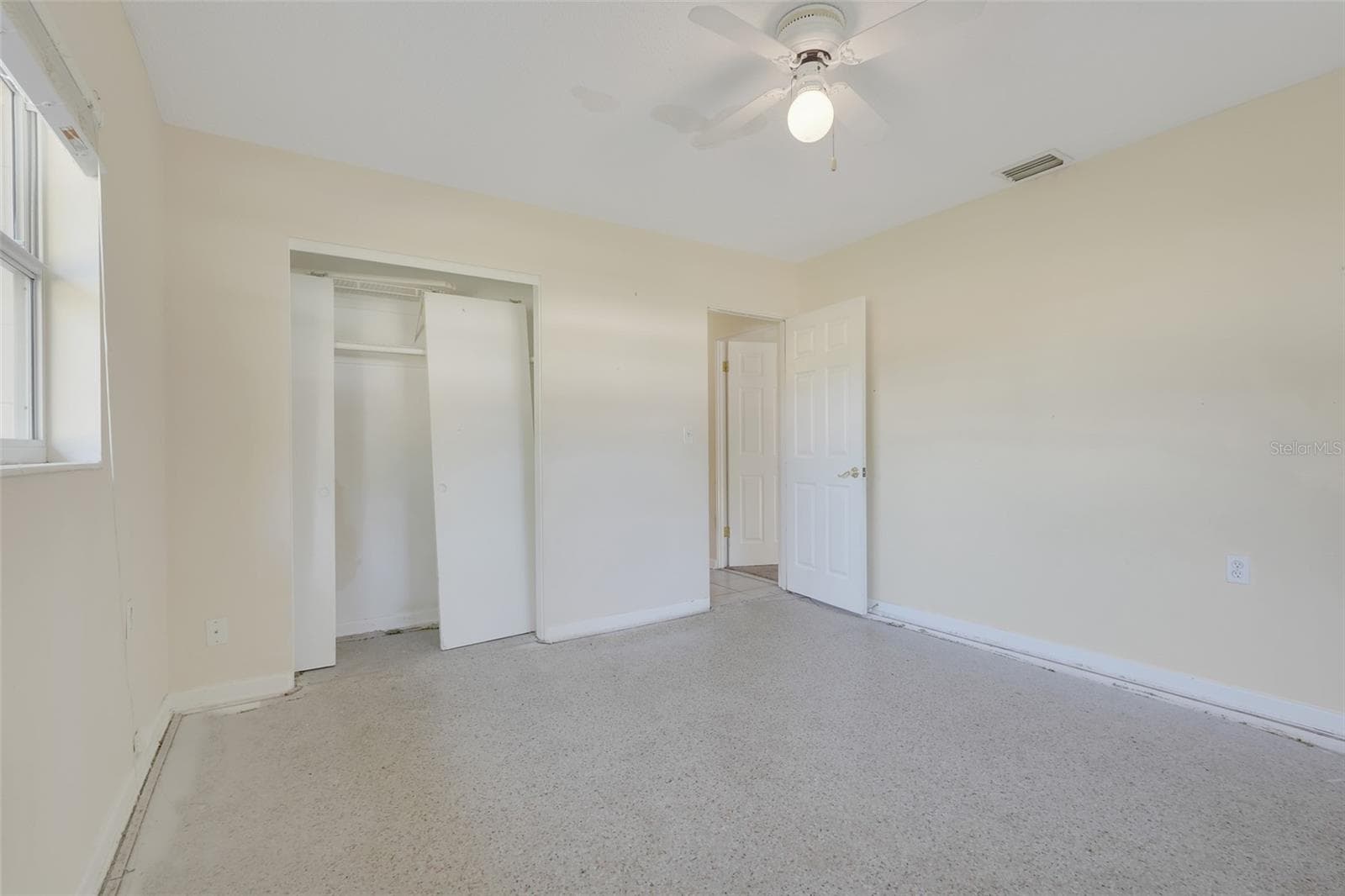 Single Family Residence at 990 LINDEN ST, CLERMONT, photo 18 of 36