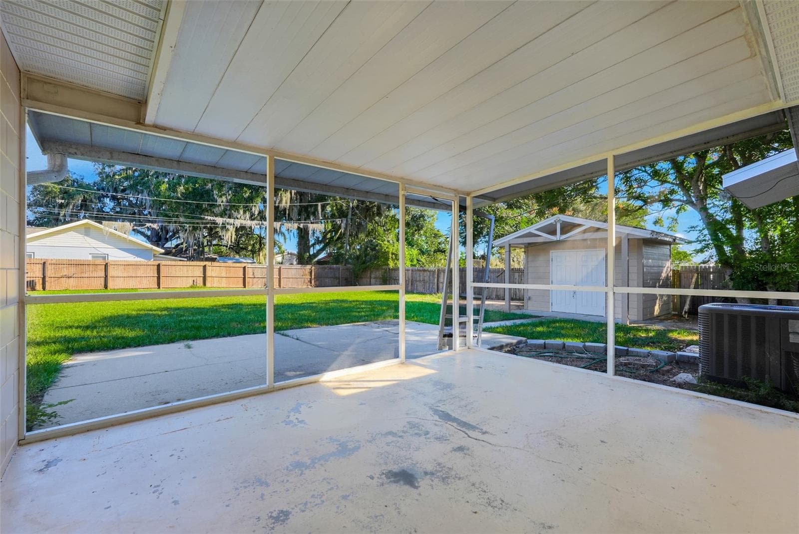 Single Family Residence at 990 LINDEN ST, CLERMONT, photo 27 of 36