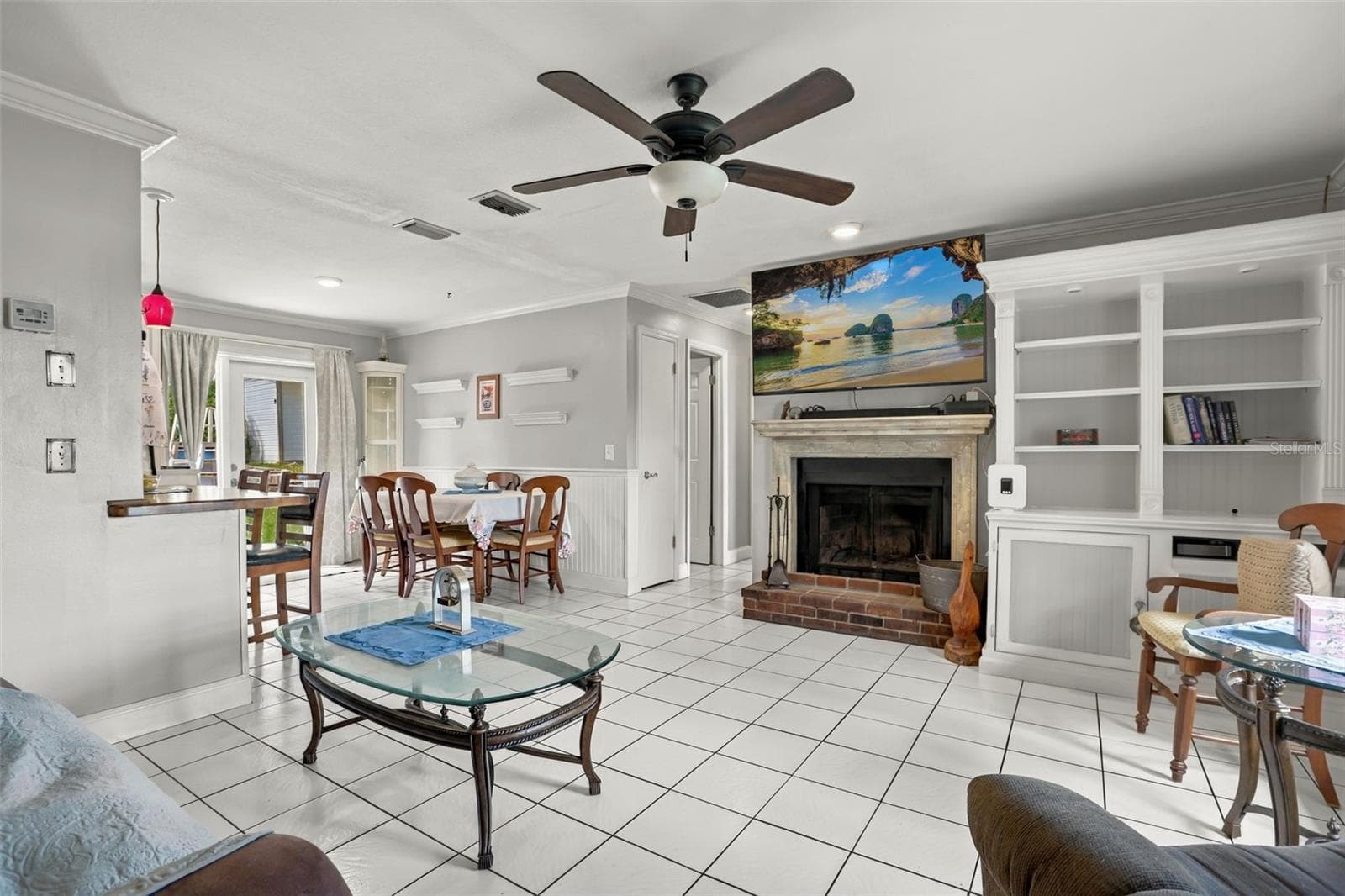 Single Family Residence at 2112 PLYMOUTH SORRENTO RD, APOPKA, photo 4 of 39