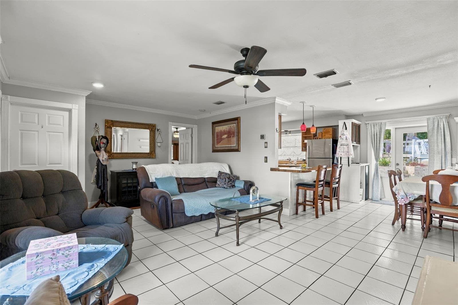 Single Family Residence at 2112 PLYMOUTH SORRENTO RD, APOPKA, photo 6 of 39