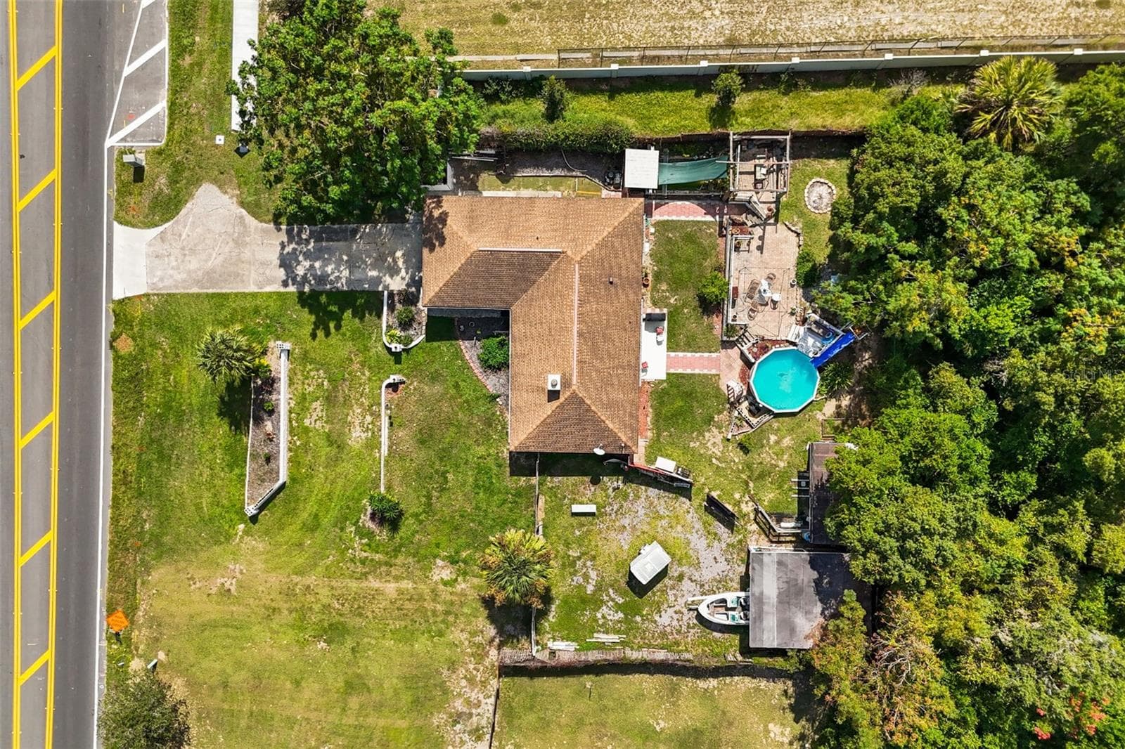 Single Family Residence at 2112 PLYMOUTH SORRENTO RD, APOPKA, photo 36 of 39