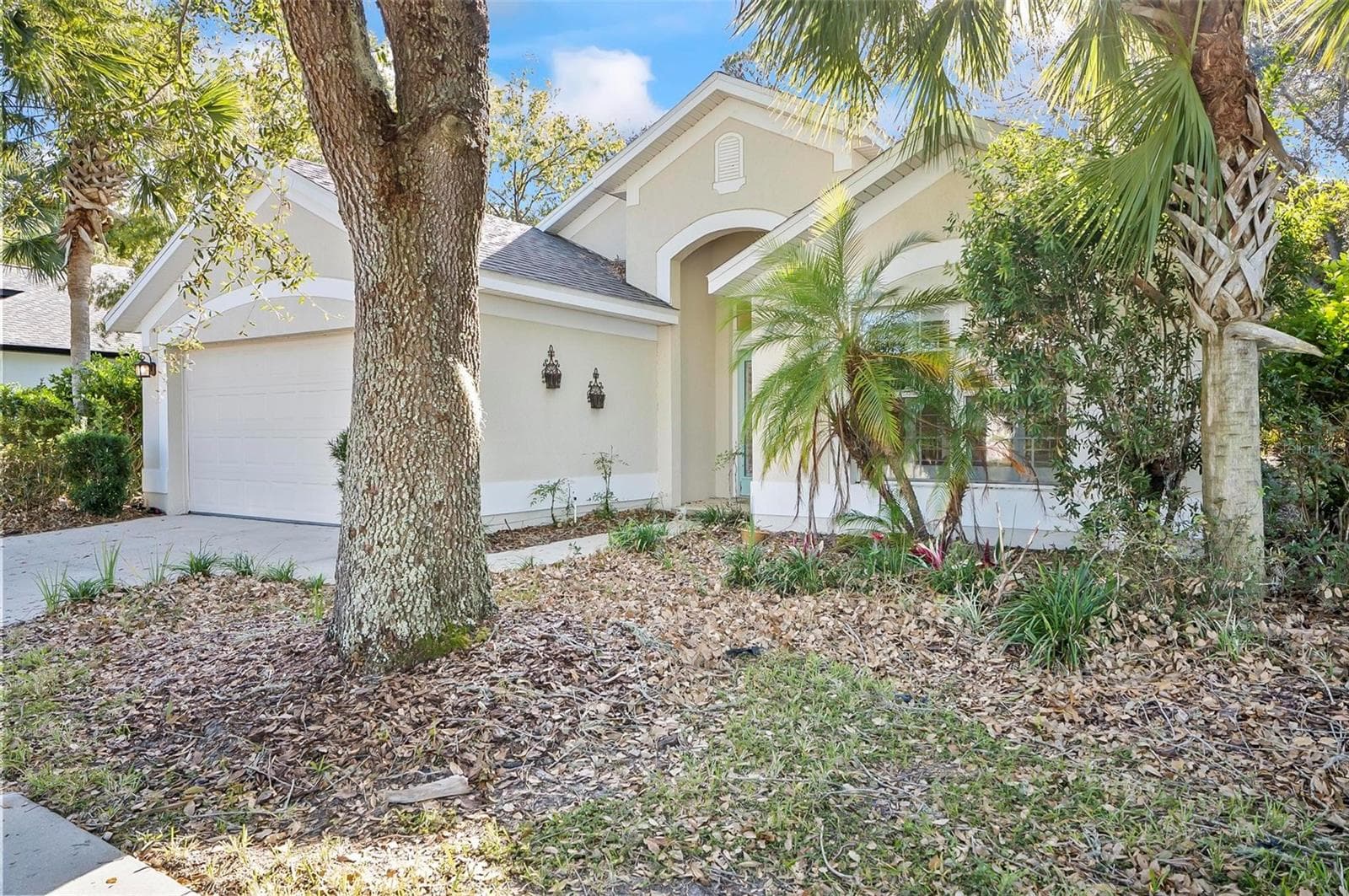 Single Family Residence at 32 SHINNECOCK DR, PALM COAST, photo 4 of 57