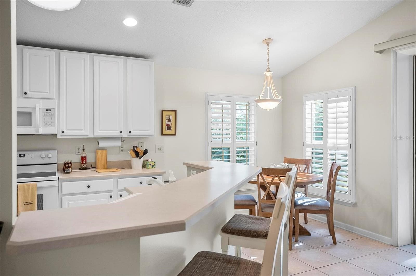 Single Family Residence at 32 SHINNECOCK DR, PALM COAST, photo 16 of 57