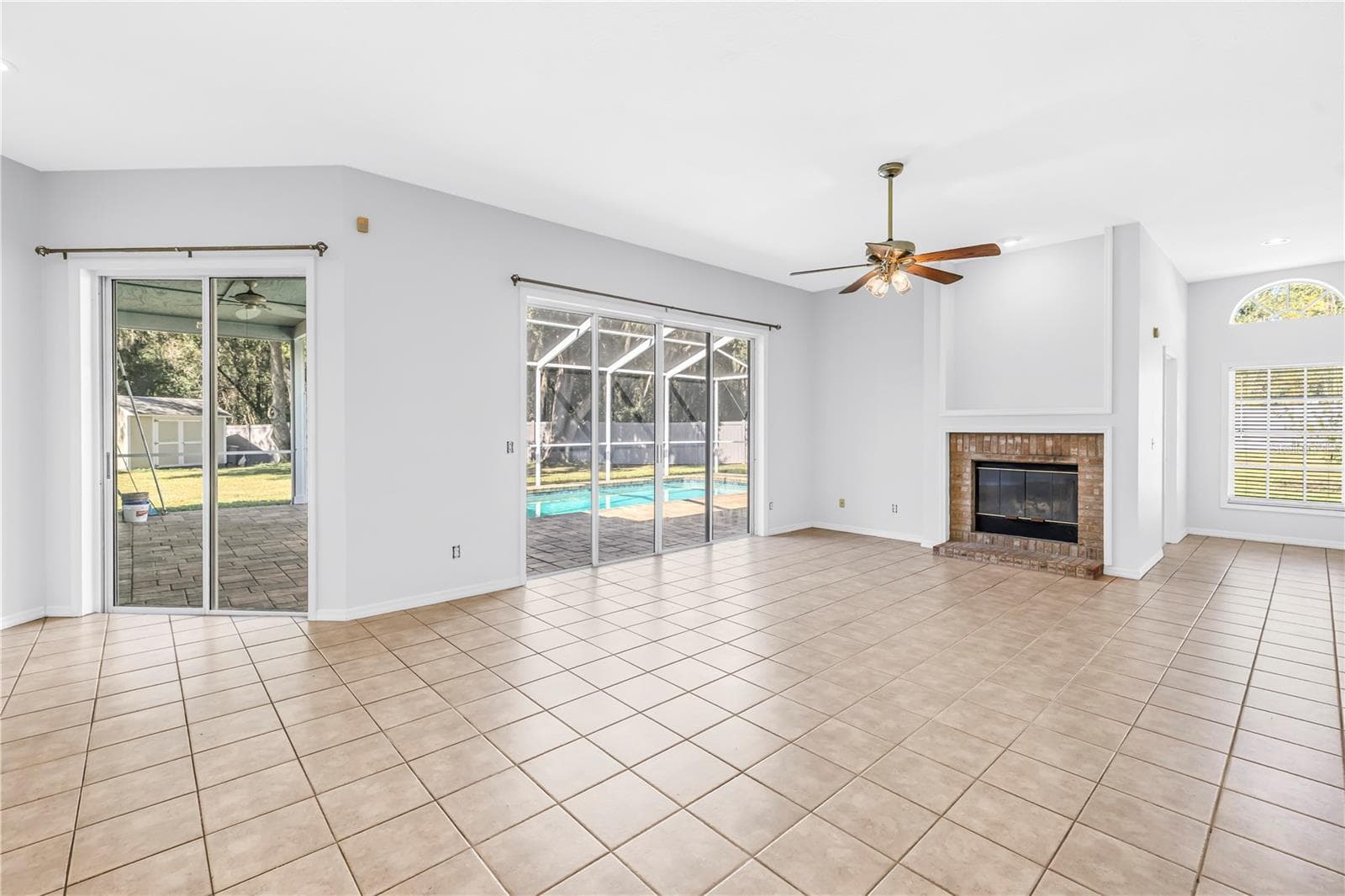 Single Family Residence at 18520 SUNWARD LAKE PL, LUTZ, photo 16 of 58