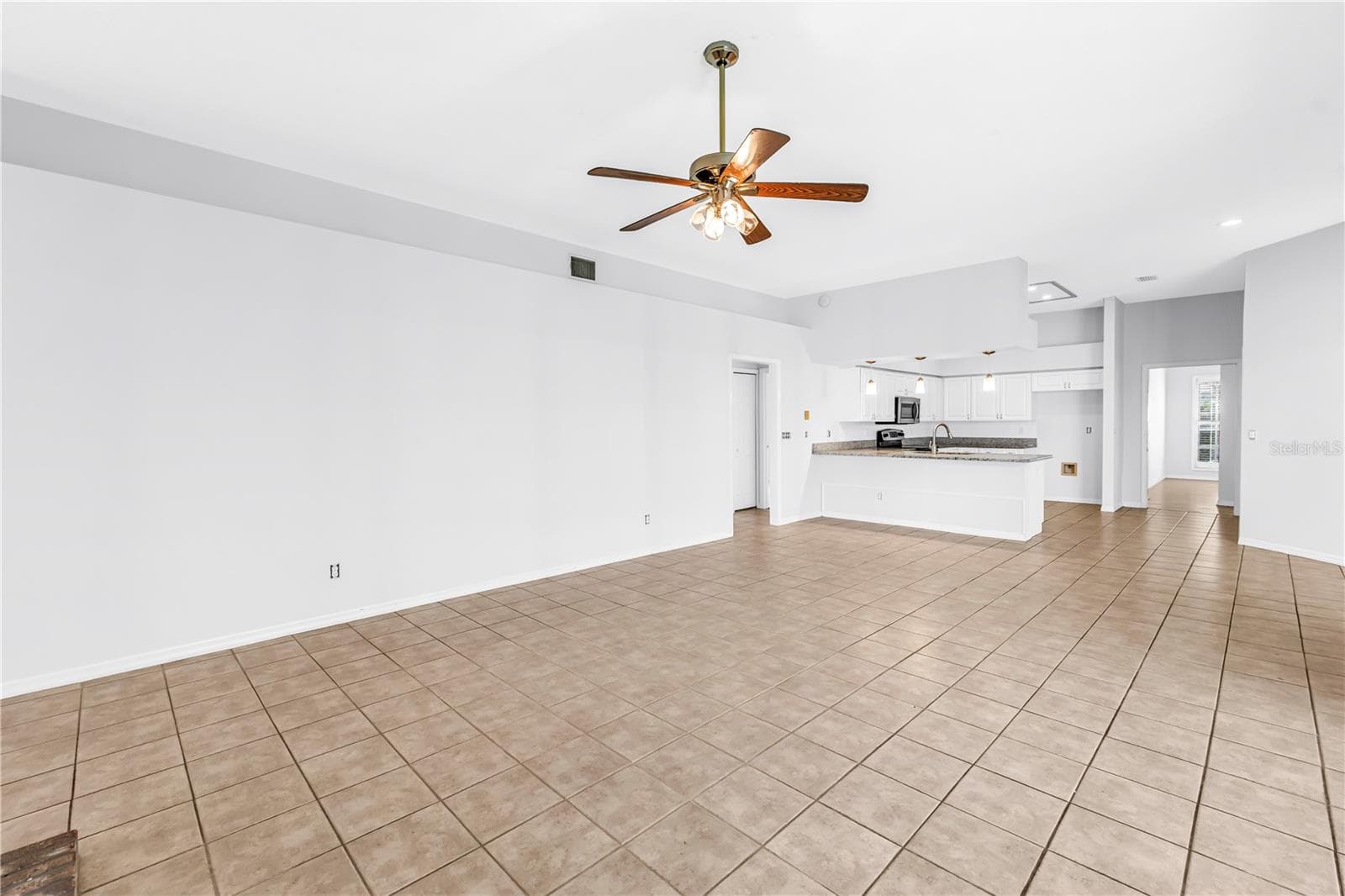 Single Family Residence at 18520 SUNWARD LAKE PL, LUTZ, photo 19 of 58