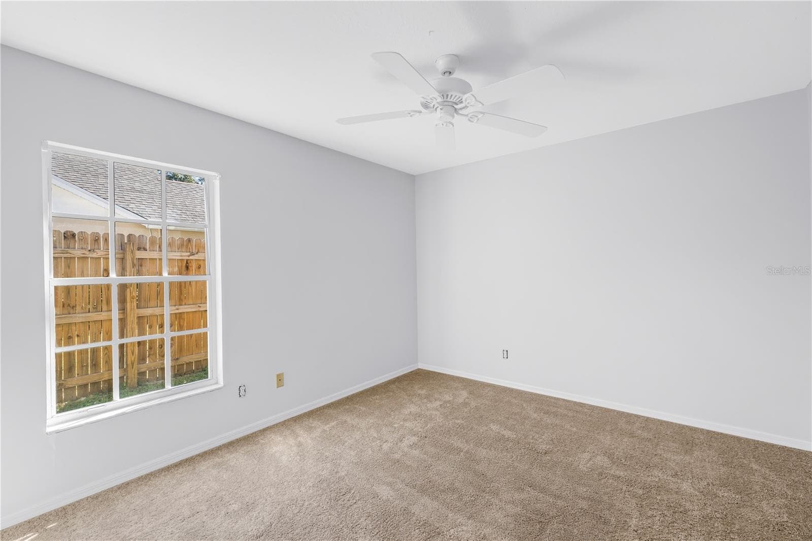 Single Family Residence at 18520 SUNWARD LAKE PL, LUTZ, photo 36 of 58
