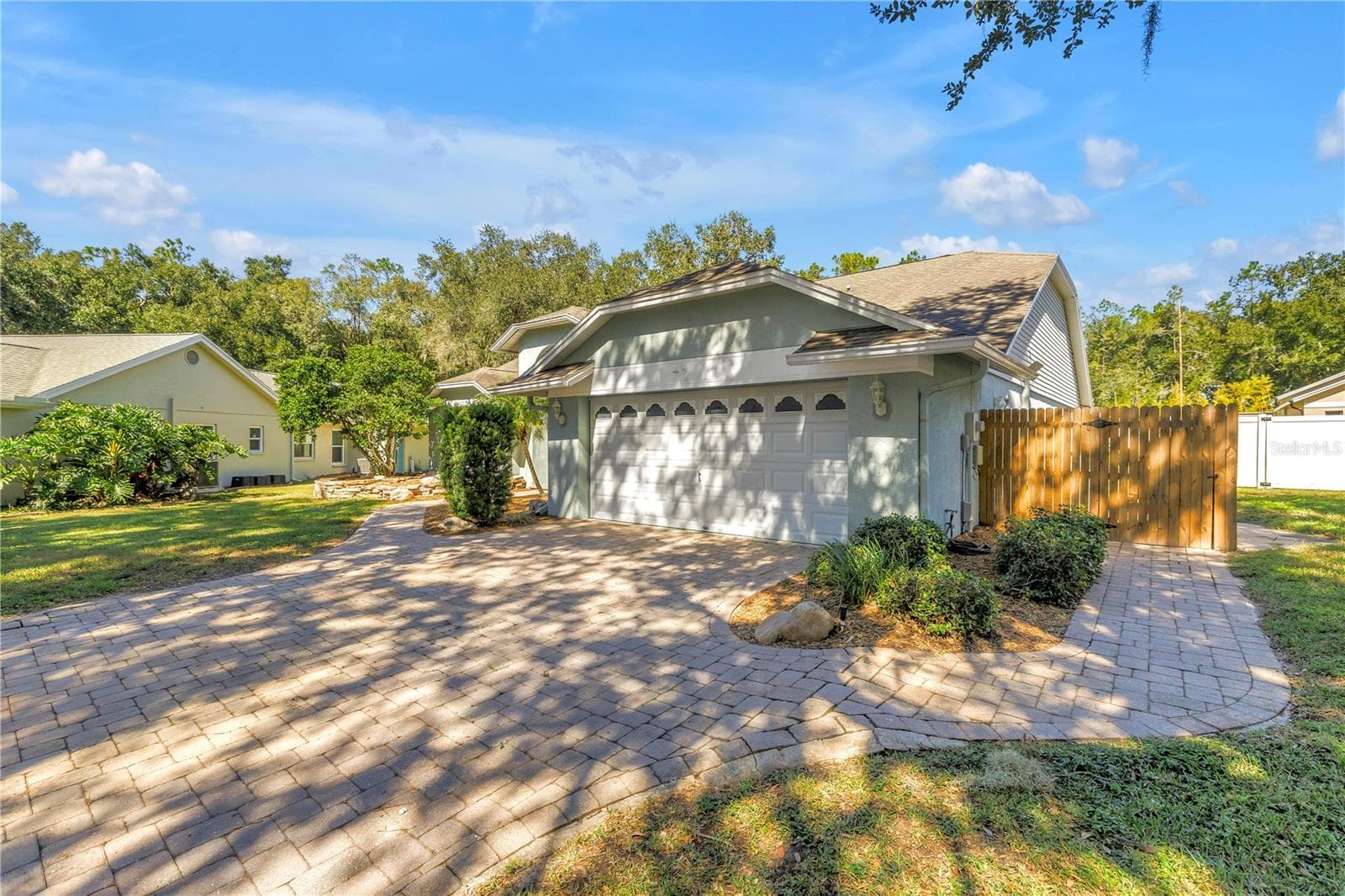 Single Family Residence at 18520 SUNWARD LAKE PL, LUTZ, photo 52 of 58