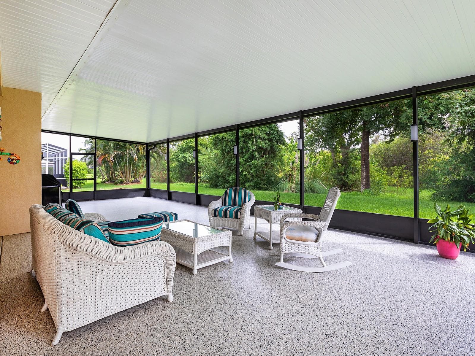 Single Family Residence at 5948 SANDSTONE AVE, SARASOTA, photo 28 of 40