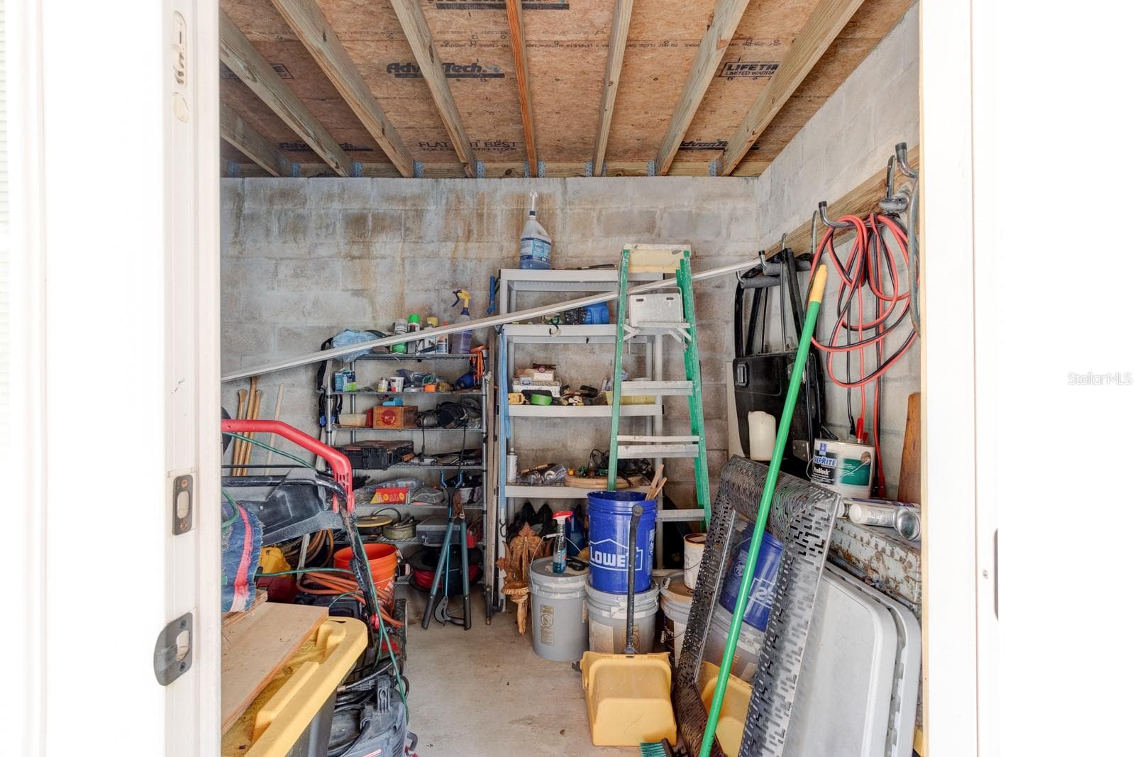 Work Shop - 127 E ARIEL RD, OAK HILL