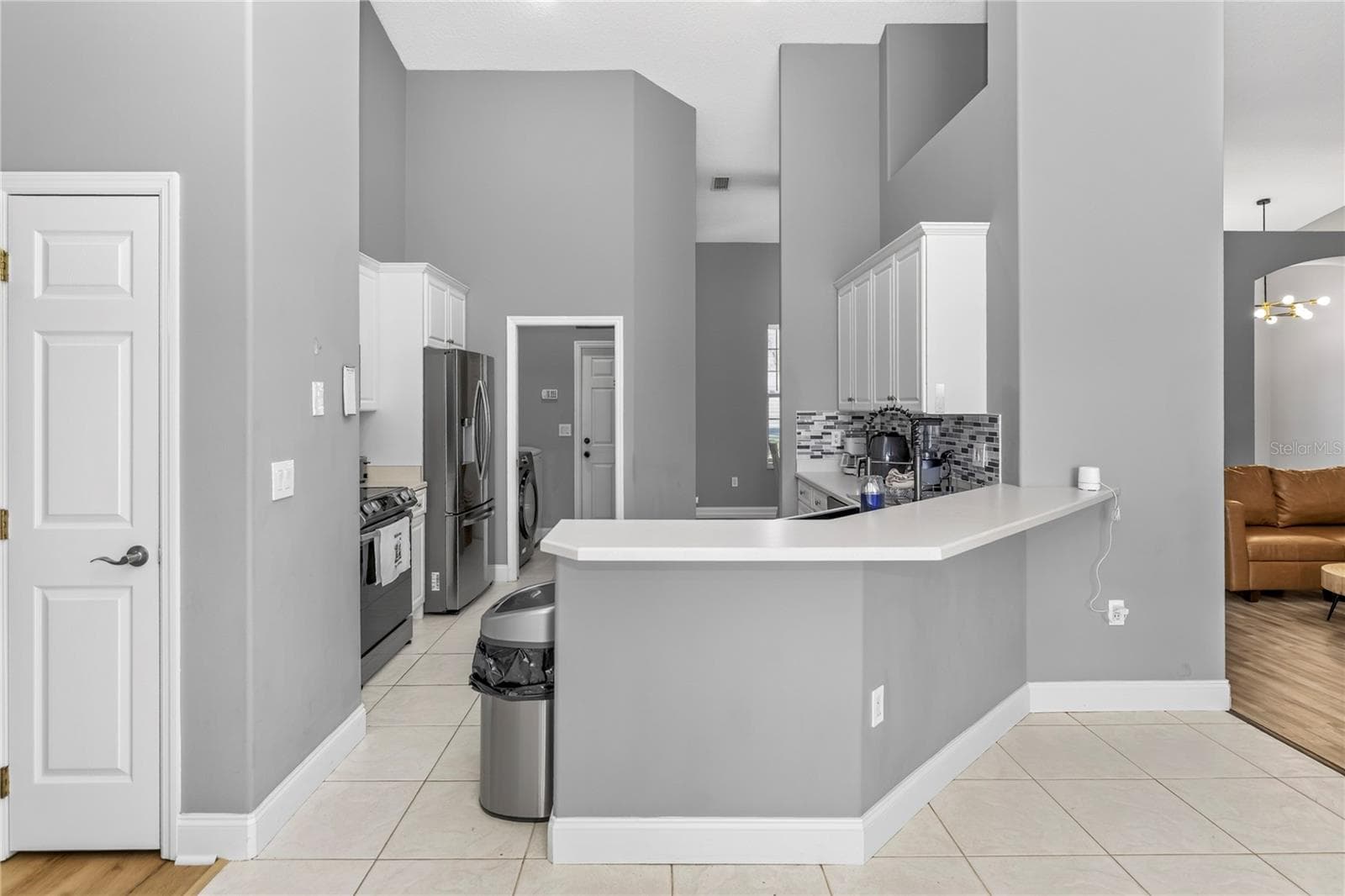 Single Family Residence at 10240 BARRINGTON CT, LEESBURG, photo 18 of 39