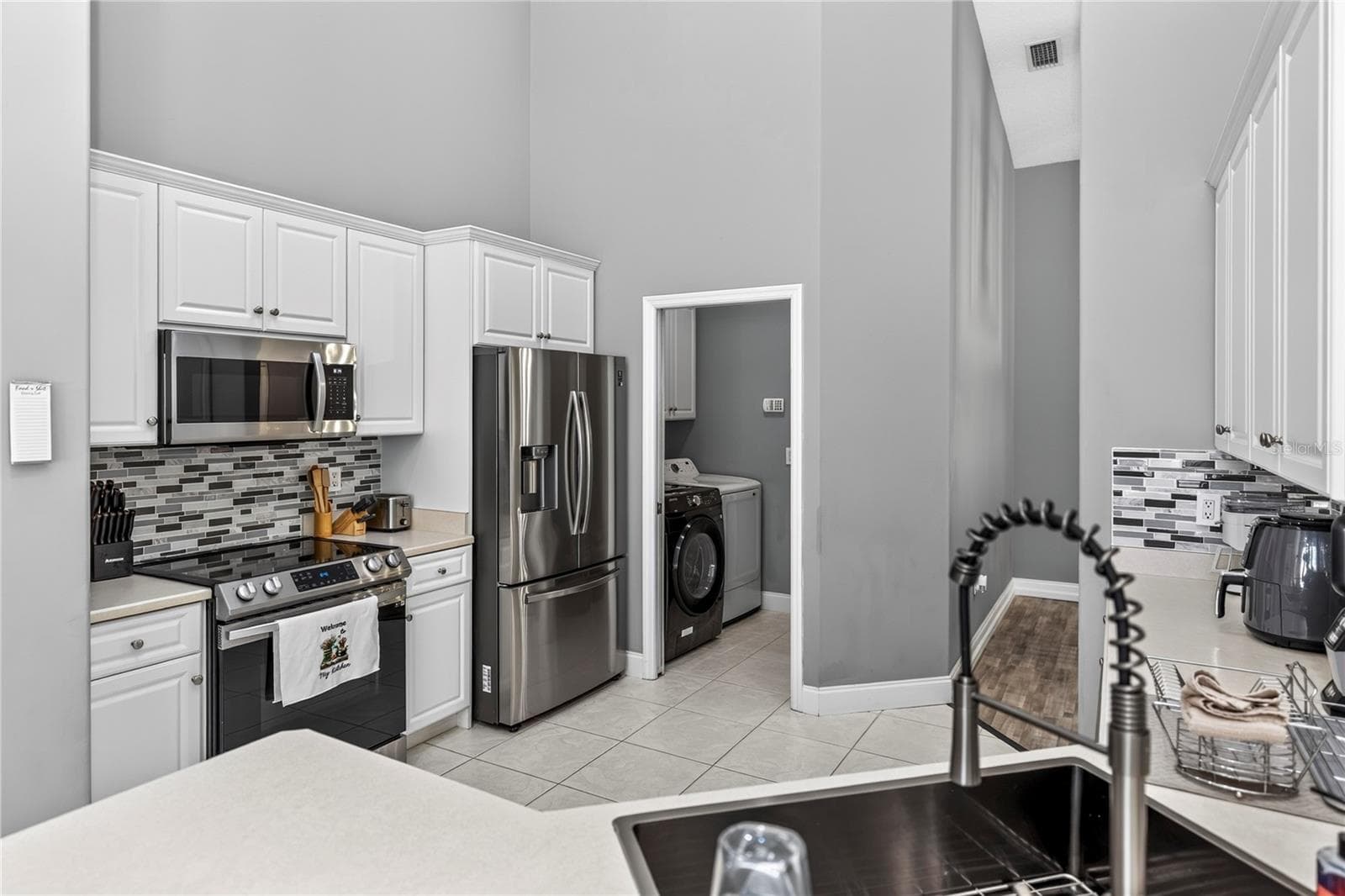 Single Family Residence at 10240 BARRINGTON CT, LEESBURG, photo 19 of 39