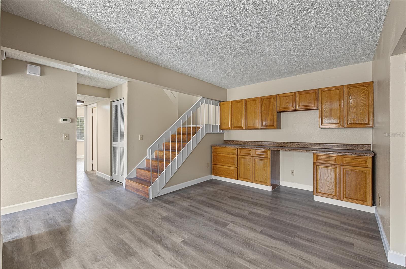 Coffee Bar or Butlers Pantry, laminate flooring - 2729 FOXFIRE CT #C, CLEARWATER