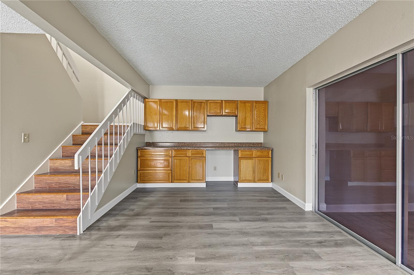 Coffee Bar or Butlers Pantry, laminate flooring - 2729 FOXFIRE CT #C, CLEARWATER