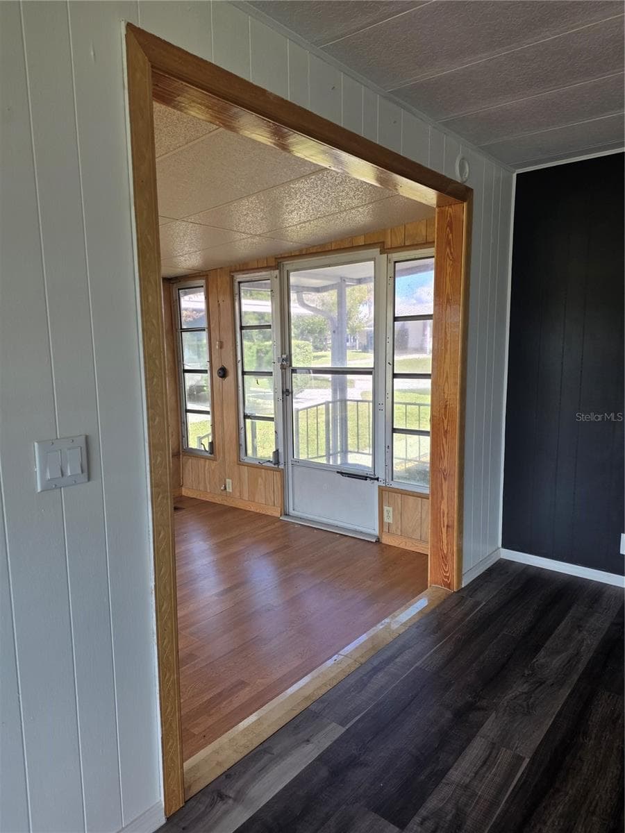 Double Entry into A/C Florida Room - 2218 ORANGEWOOD CIR #1540, ZELLWOOD