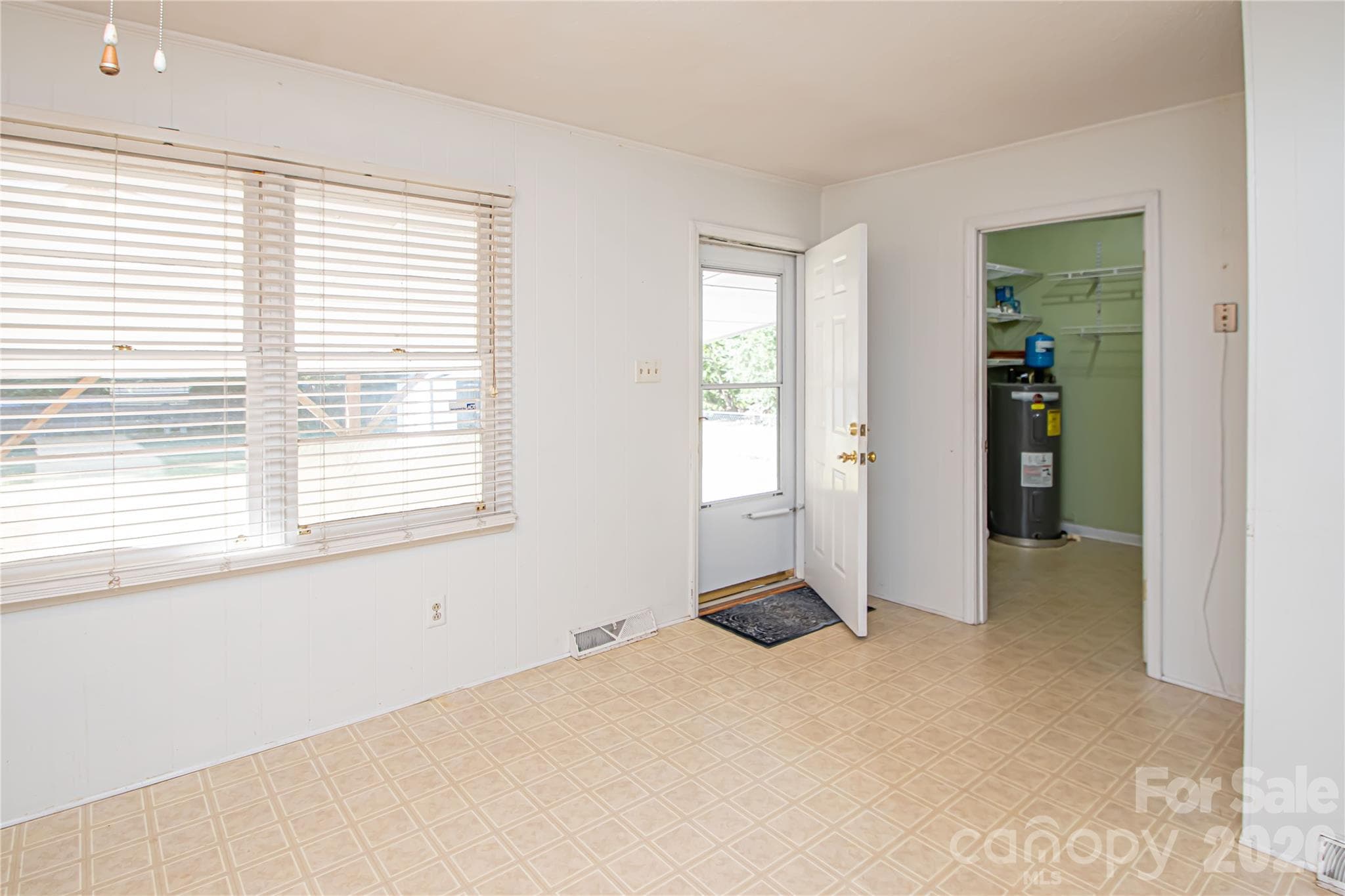 Single Family Residence at 6016 Potter Road, Matthews, photo 12 of 34