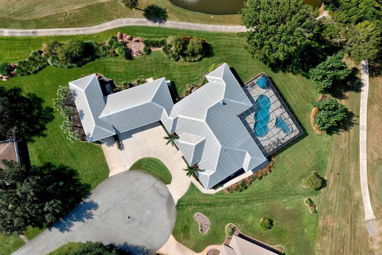Single Family Residence at 2851 VILLAGE GREEN CT, AVON PARK, photo 3 of 55