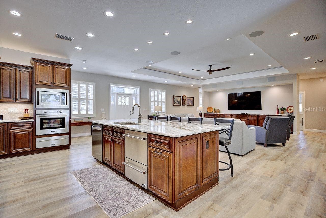 Single Family Residence at 2851 VILLAGE GREEN CT, AVON PARK, photo 6 of 55