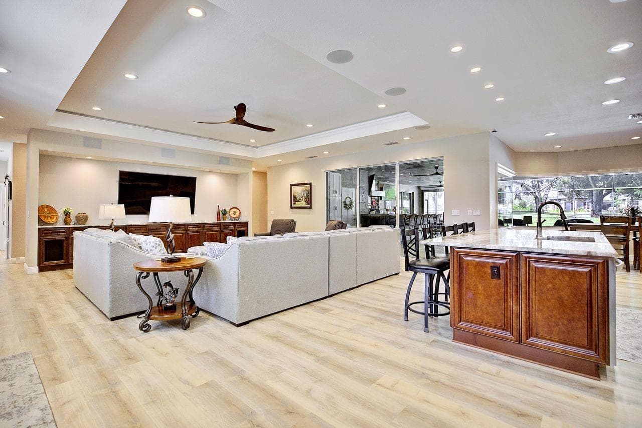 Single Family Residence at 2851 VILLAGE GREEN CT, AVON PARK, photo 9 of 55