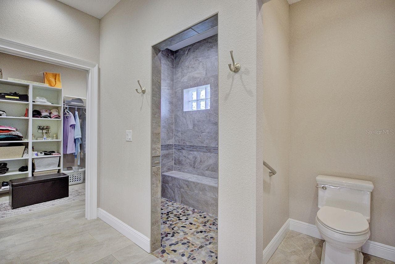 Single Family Residence at 2851 VILLAGE GREEN CT, AVON PARK, photo 17 of 55