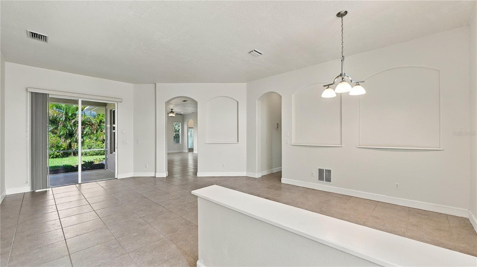 View from Entry1 - 2884 GRAZELAND DR, SARASOTA