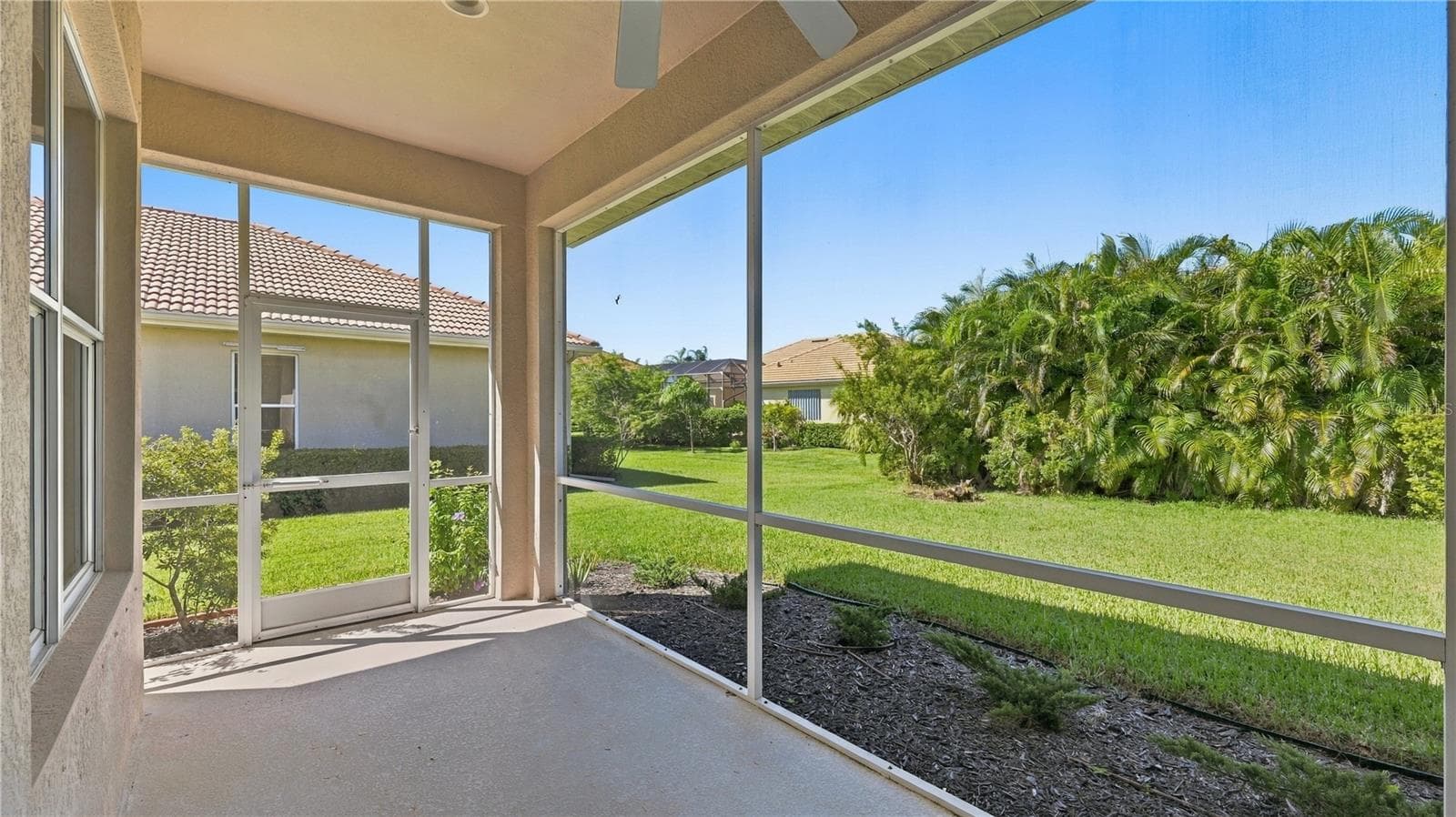 Screened Lanai - 2884 GRAZELAND DR, SARASOTA