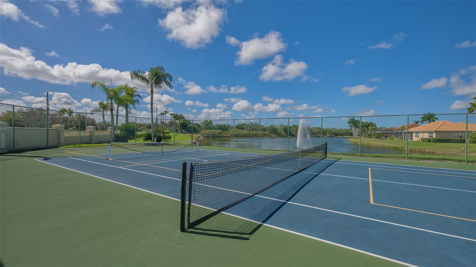 Community Tennis / Pickle Ball Courts - 2884 GRAZELAND DR, SARASOTA