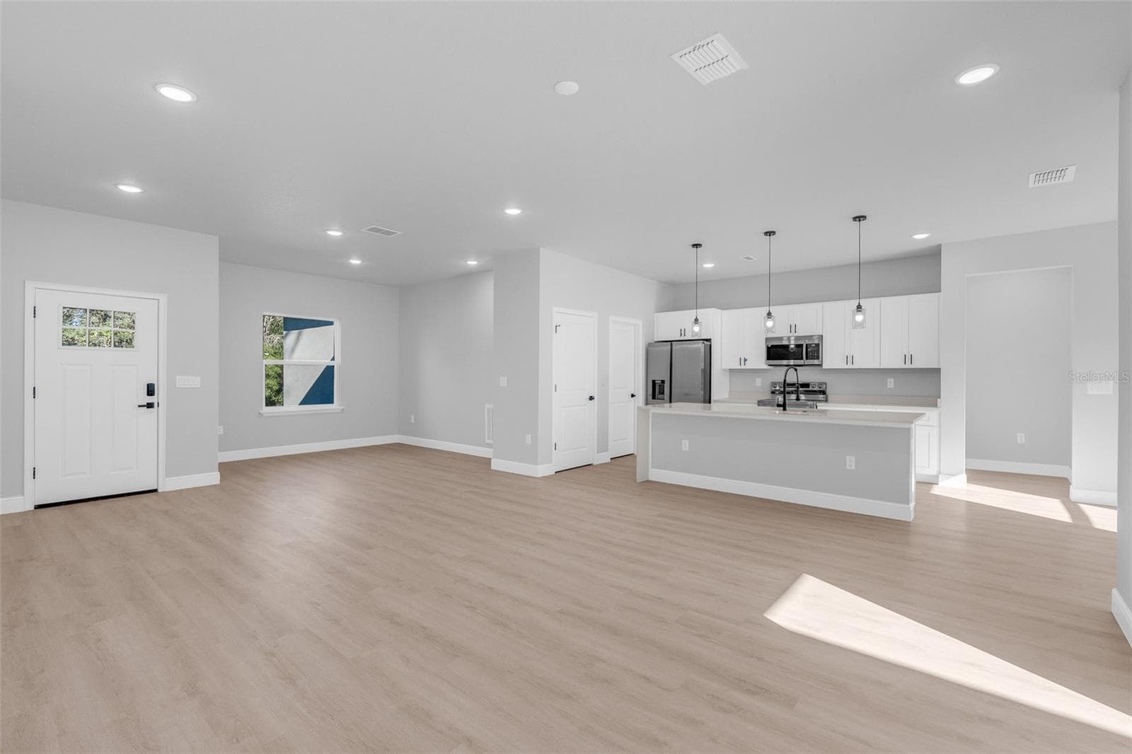 Single Family Residence at 14105 SW 46TH TER, OCALA, photo 10 of 49