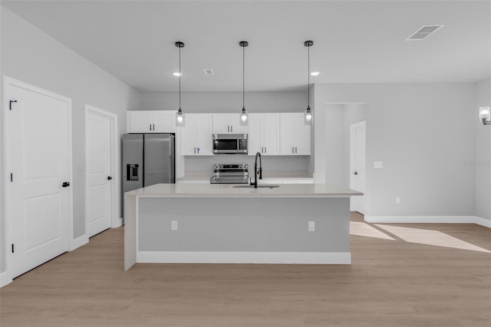Single Family Residence at 14105 SW 46TH TER, OCALA, photo 12 of 49