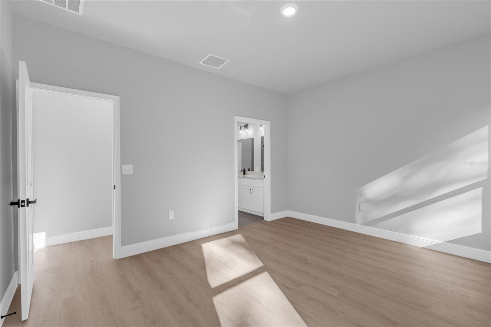 Single Family Residence at 14105 SW 46TH TER, OCALA, photo 18 of 49