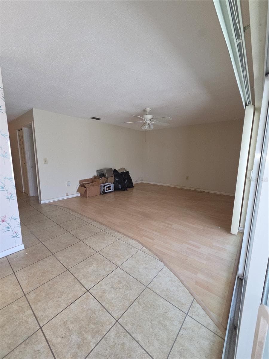 living room - 1594 COUNCIL DR, SUN CITY CENTER