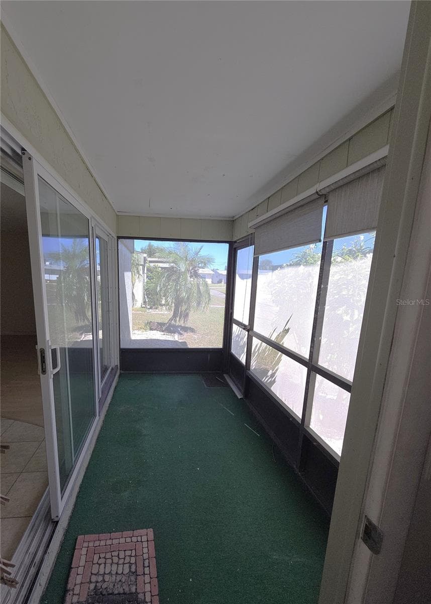 lanai - 1594 COUNCIL DR, SUN CITY CENTER