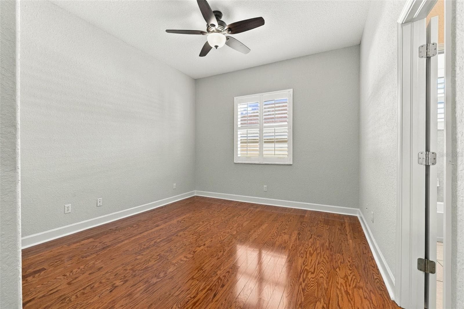 Bedroom 2 is also 13 x 12 with 10 foot Ceilings! Jack N Jill Bathroom connected to Bedrooms 2 & 3 - 3916 VALRICO GROVE DR, VALRICO