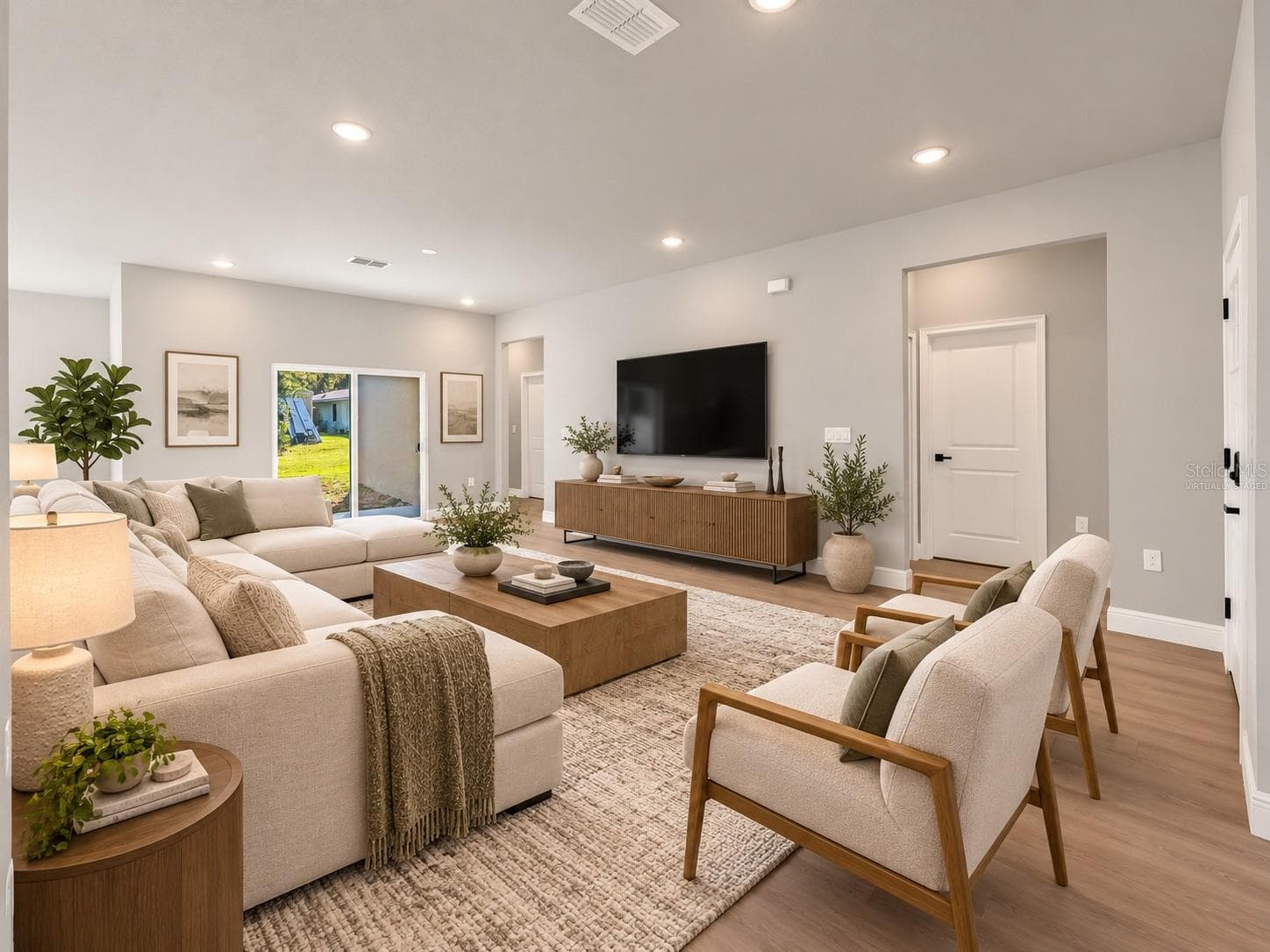VIRTUALLY STAGED - 14105 SW 46TH TER, OCALA