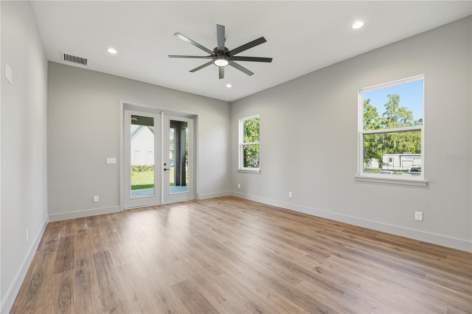 Single Family Residence at 2024 MCMICHEAL RD, ST CLOUD, photo 37 of 52