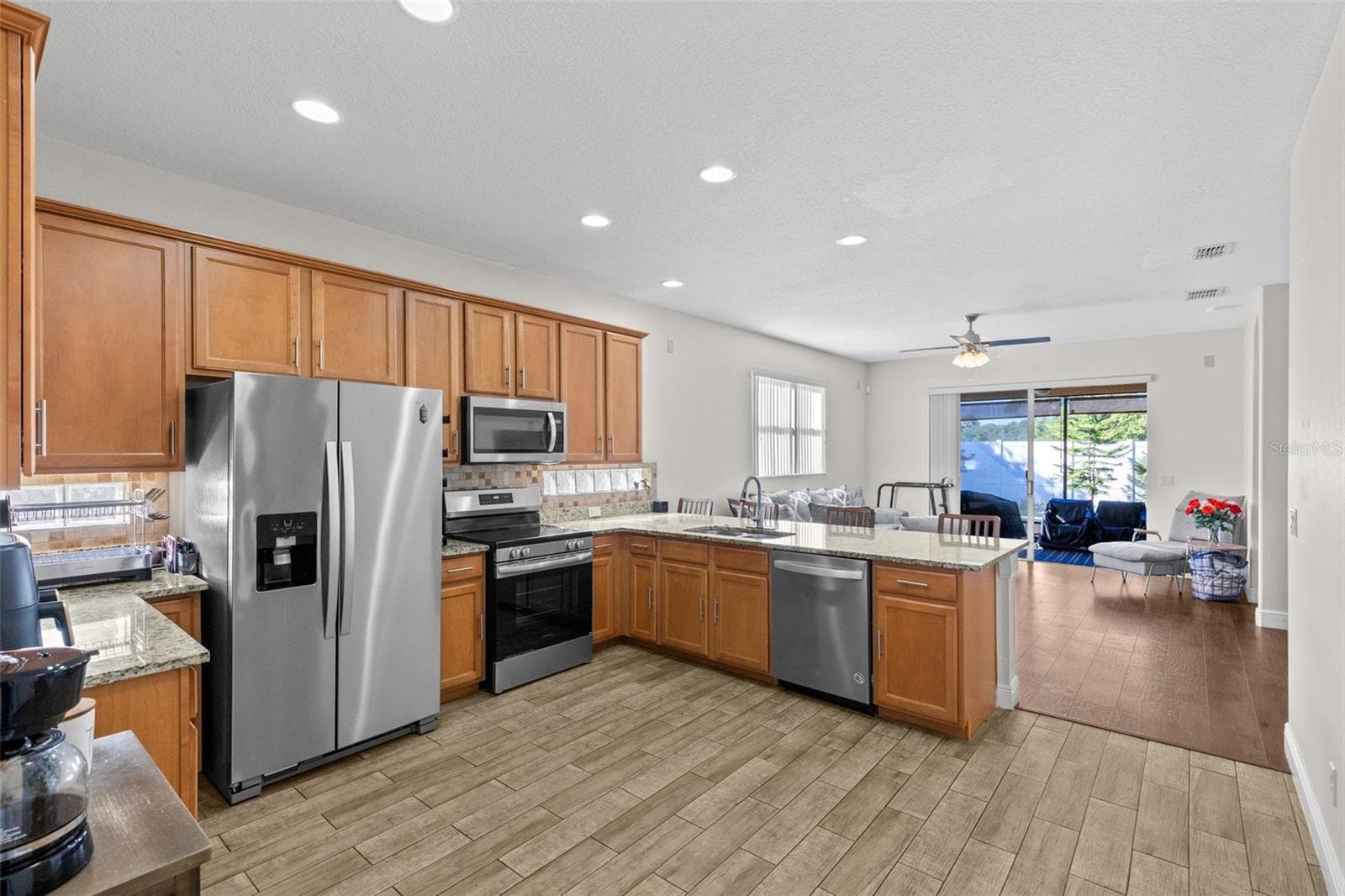 Kitchen - 10337 ANDOVER POINT CIR, ORLANDO