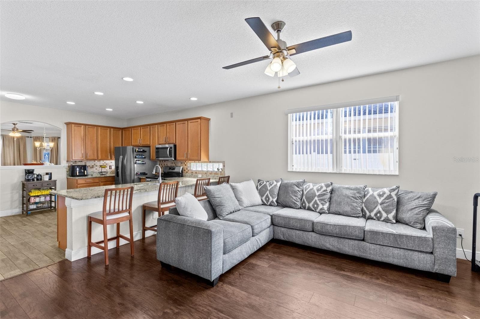 Family Room - 10337 ANDOVER POINT CIR, ORLANDO
