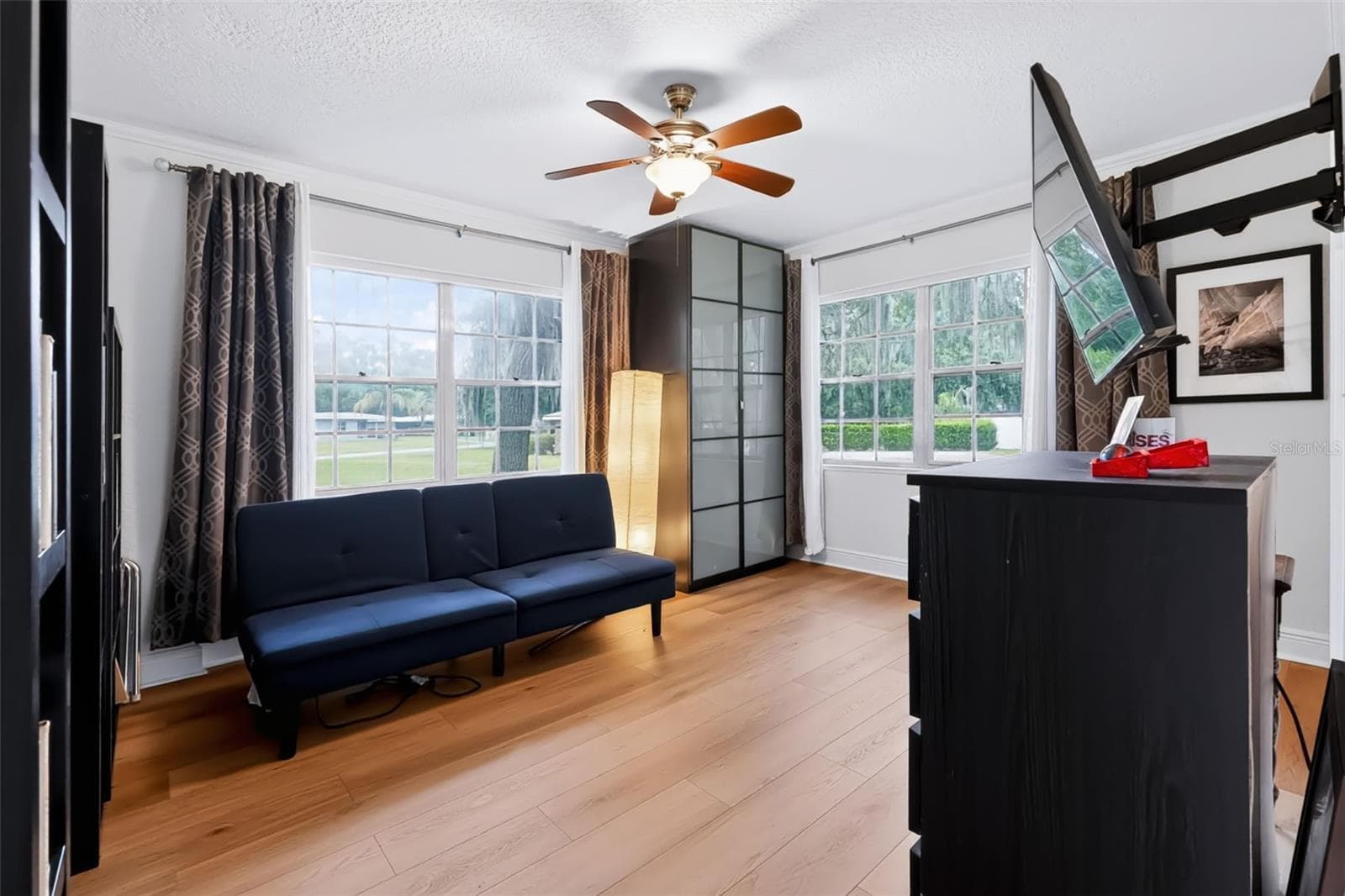 Single Family Residence at 1020 COTTONWOOD ST, LEESBURG, photo 17 of 41