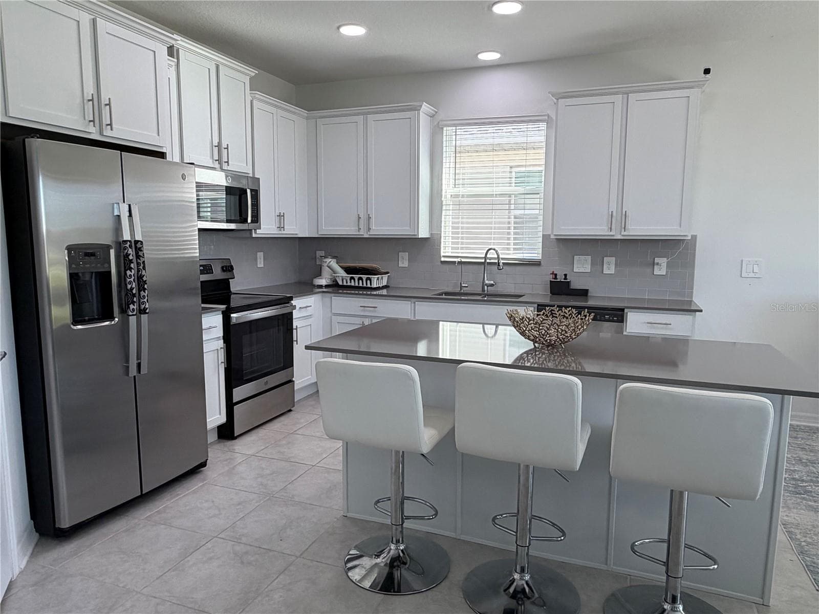 Single Family Residence at 1913 CRICKET CRADLE DR, KISSIMMEE, photo 6 of 15