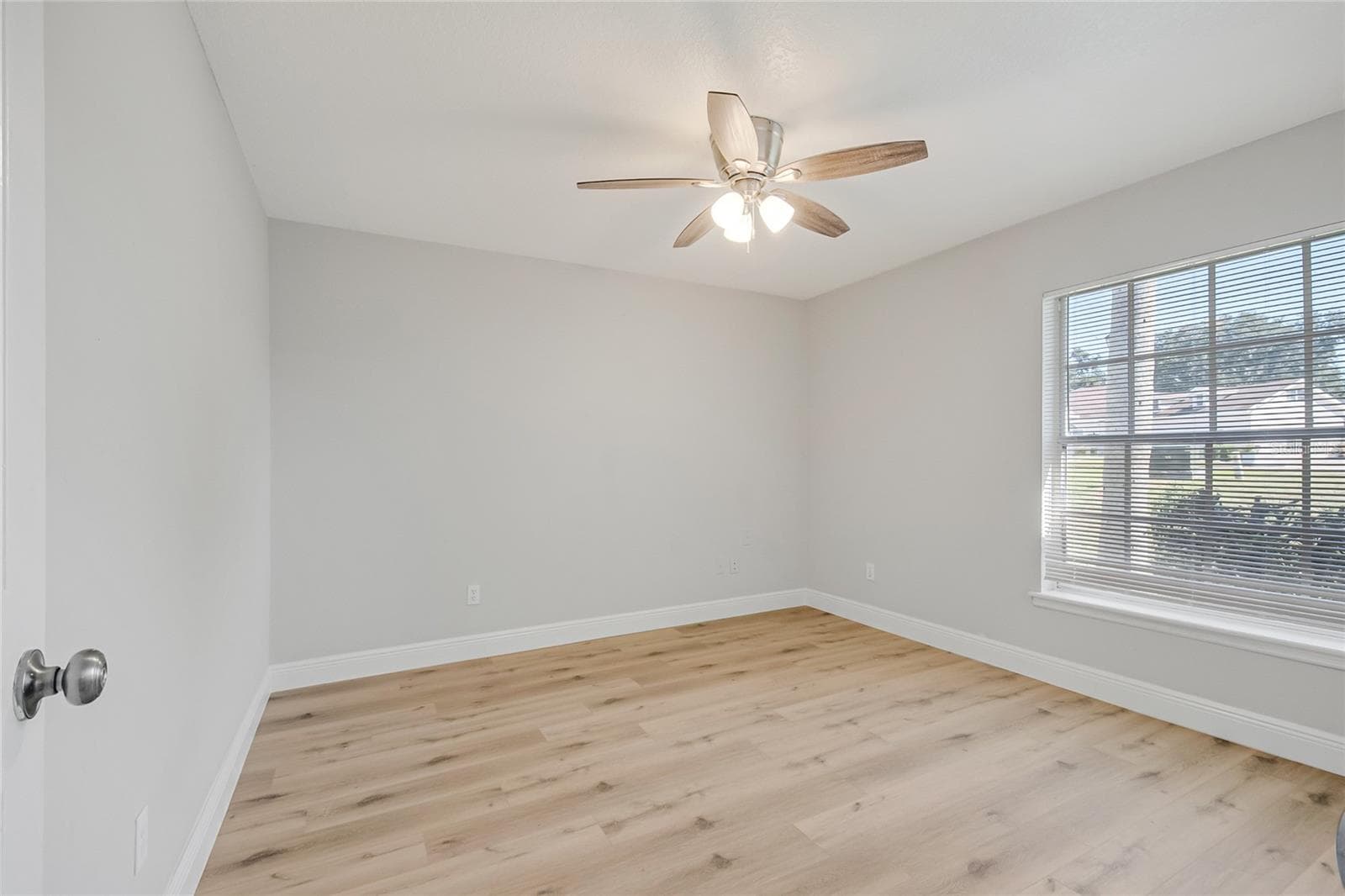 Single Family Residence at 11614 LAKE KATHERINE CIR, CLERMONT, photo 19 of 57