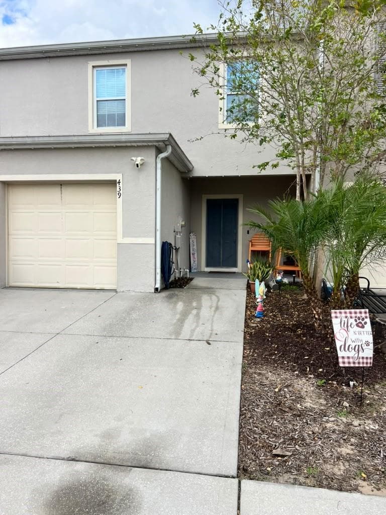 Townhouse at 439 ARBOR LAKES DR, DAVENPORT, photo 2 of 2