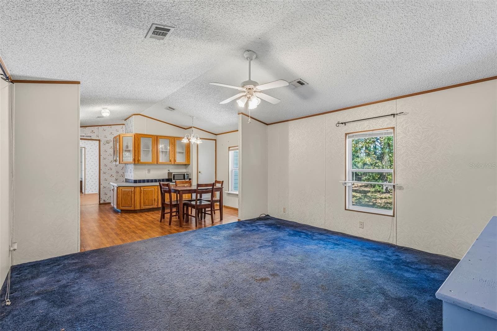 Manufactured Home at 14631 NE 10TH AVE, TRENTON, photo 13 of 36