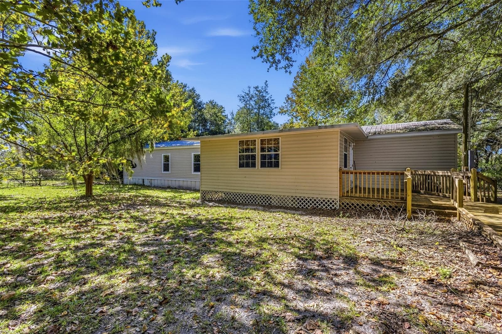 Manufactured Home at 14631 NE 10TH AVE, TRENTON, photo 21 of 36