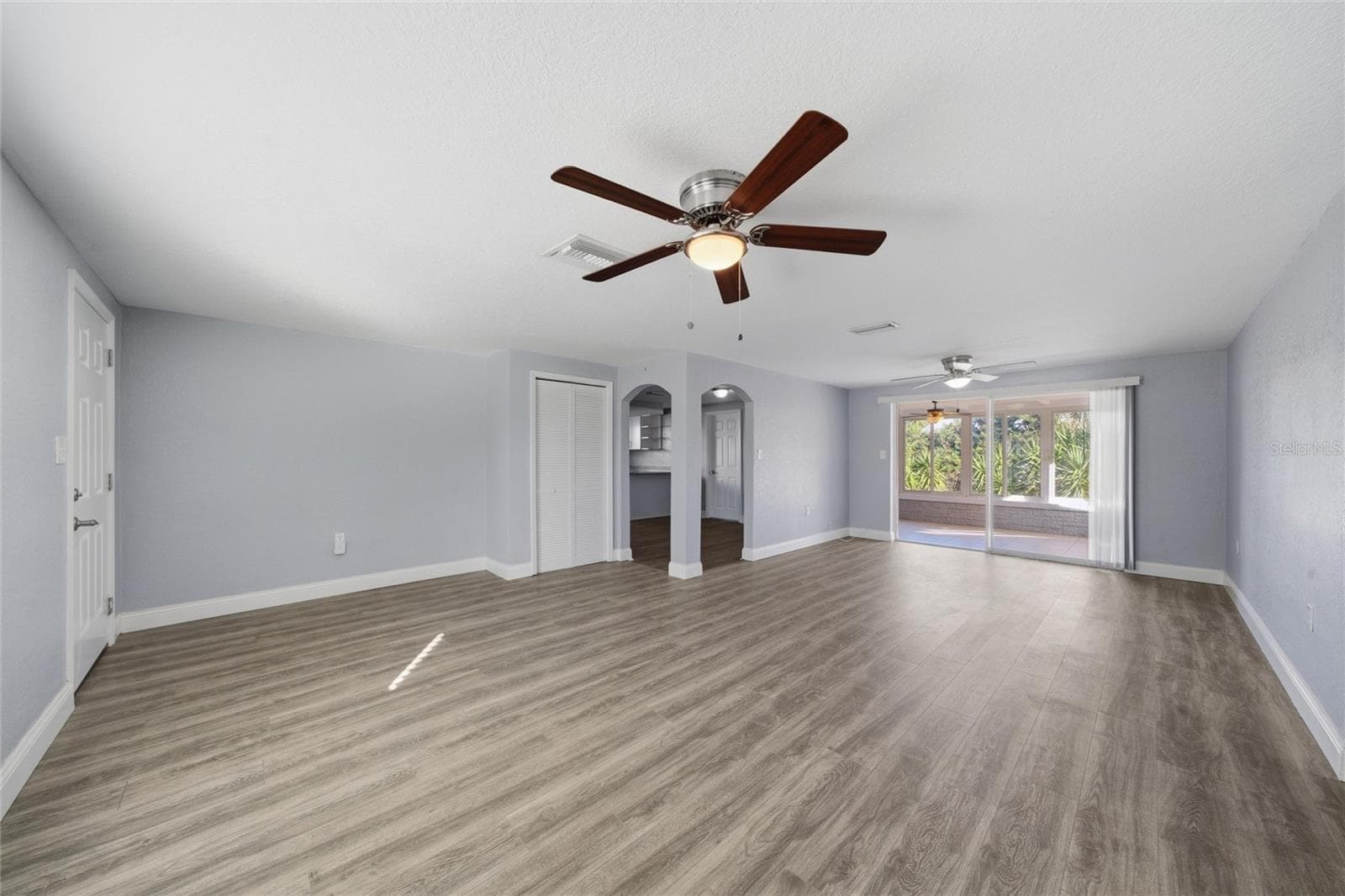 Living Room - 7401 OAK CREST DR, PORT RICHEY
