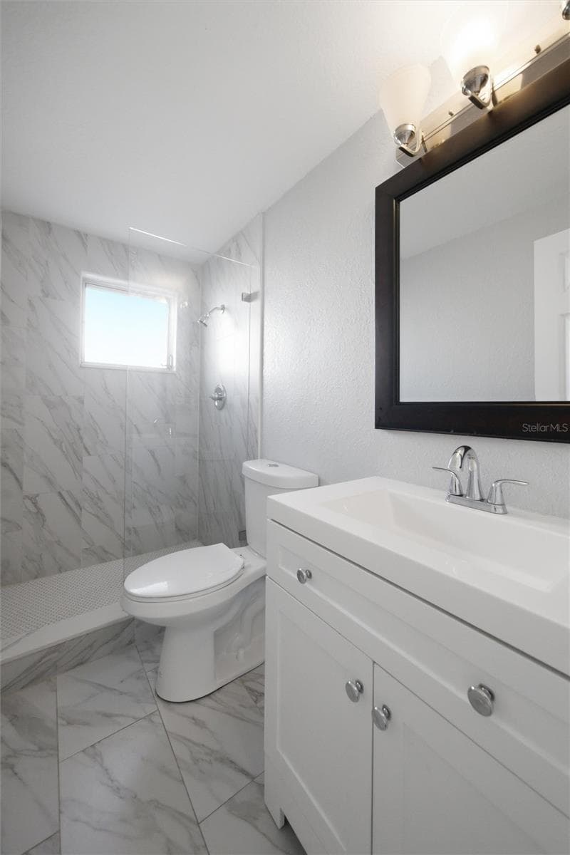 Guest Bath - 7401 OAK CREST DR, PORT RICHEY