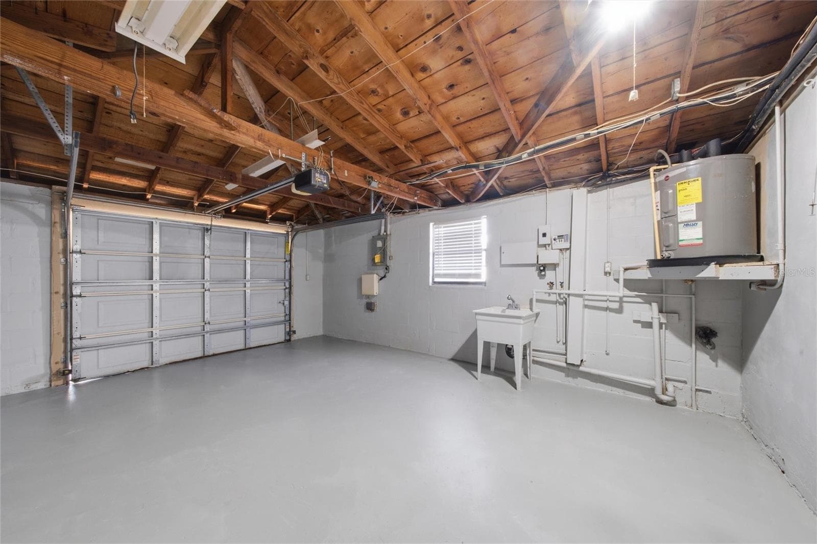 Garage - 7401 OAK CREST DR, PORT RICHEY