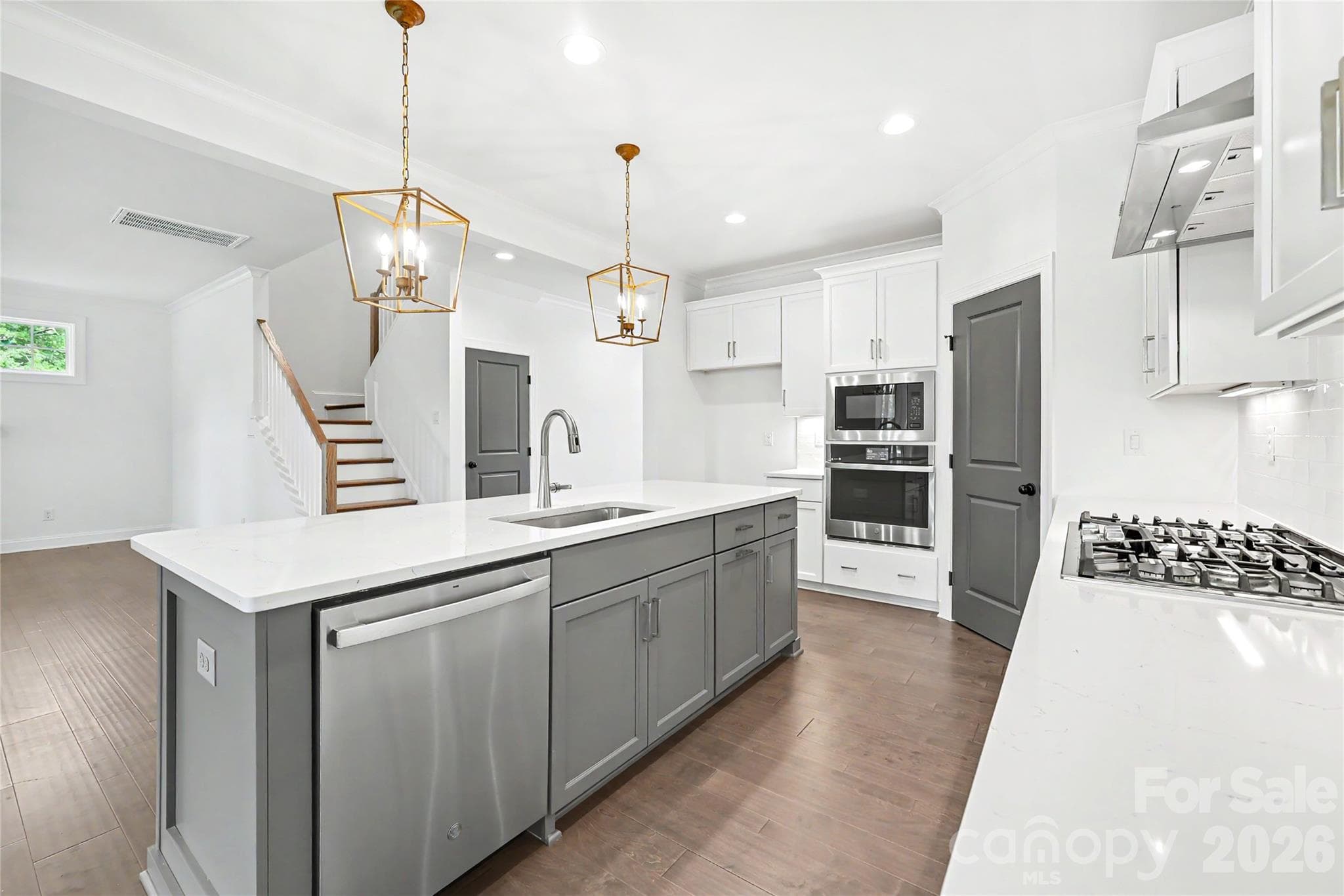 Single Family Residence at 9925 Ardley Park Way, Mint Hill, photo 11 of 46