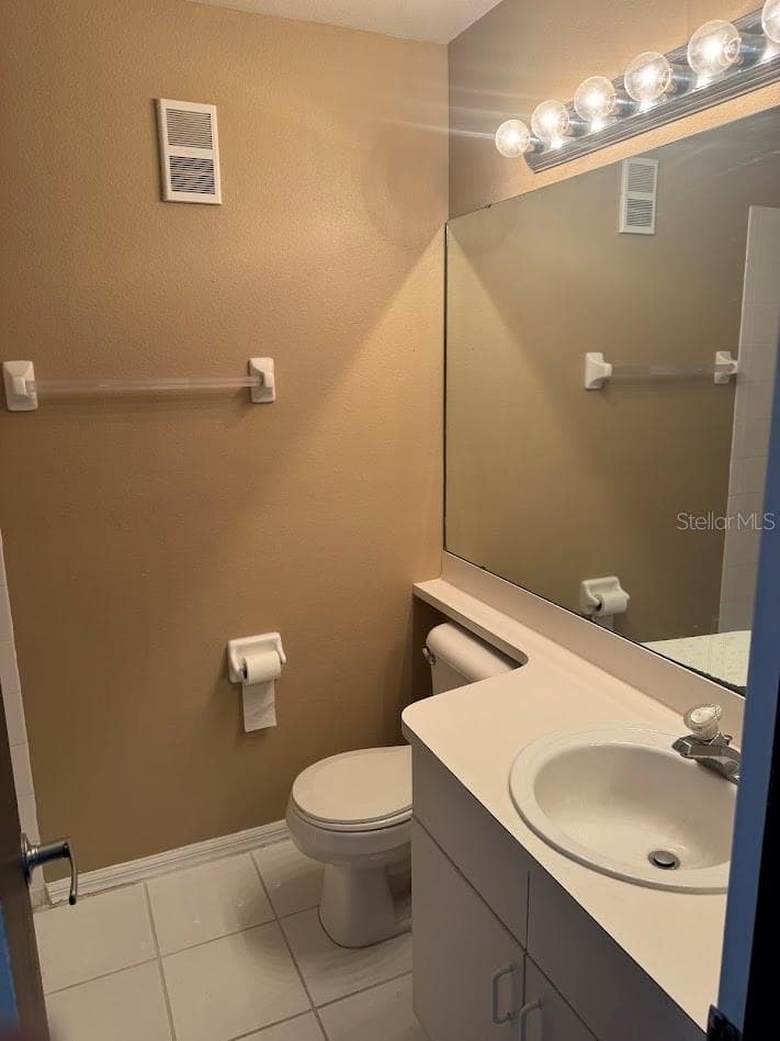 2nd bath vanity - 12144 BRUCETON WAY #101, ORLANDO