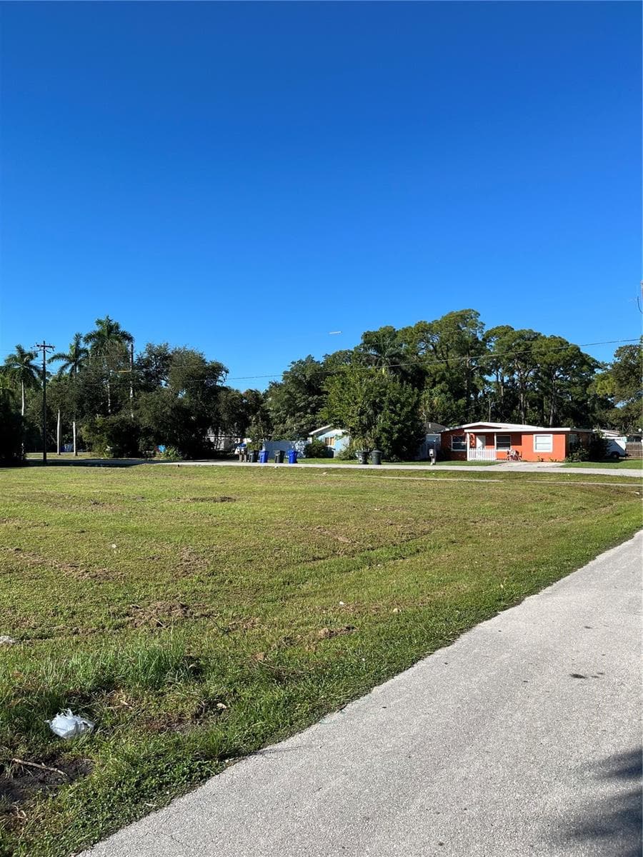 Land at 2312 WILLARD ST, FORT MYERS, photo 2 of 4