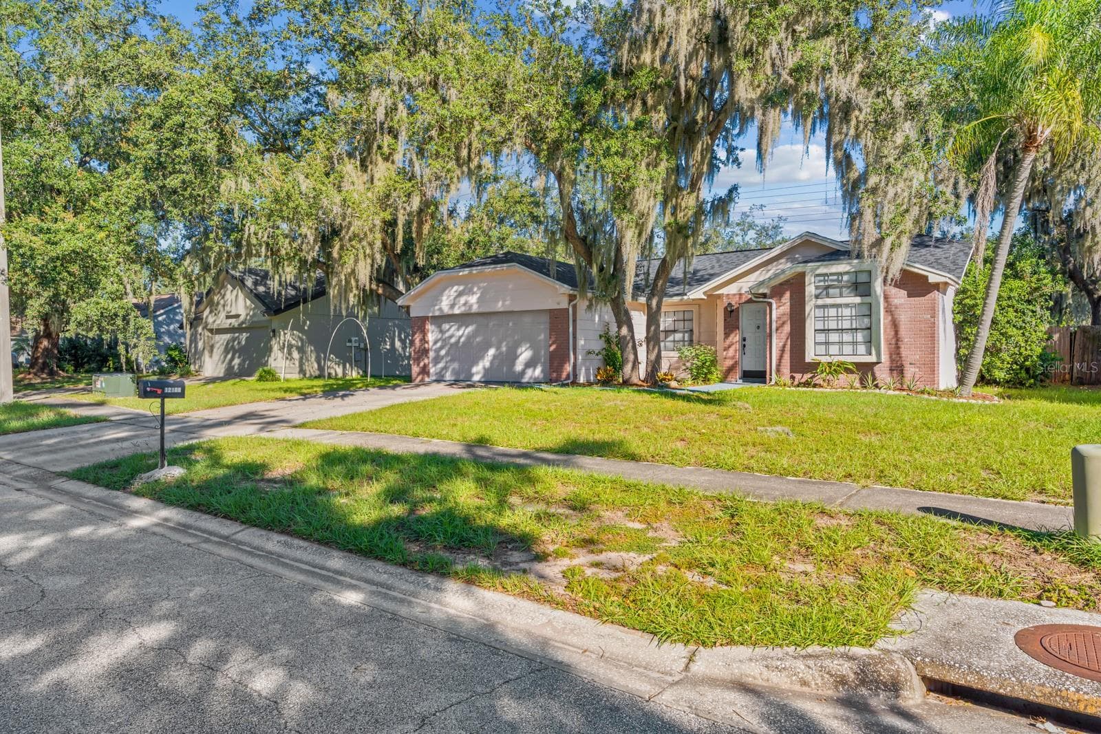 Single Family Residence at 12108 FRUITWOOD DR, RIVERVIEW, photo 3 of 42